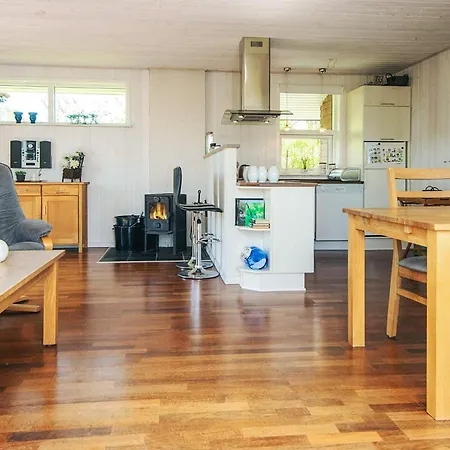 Feriehus Near Loddenhoj