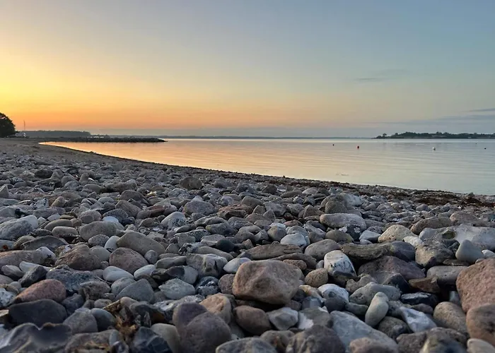 Feriehus Near Loddenhoj *